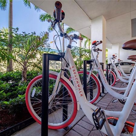 Studio In Hallandale 2 Beds Холандейл Бийч Екстериор снимка
