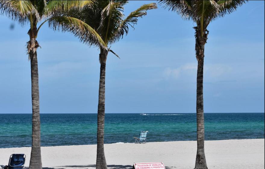 Studio In Hallandale 2 Beds Холандейл Бийч Екстериор снимка